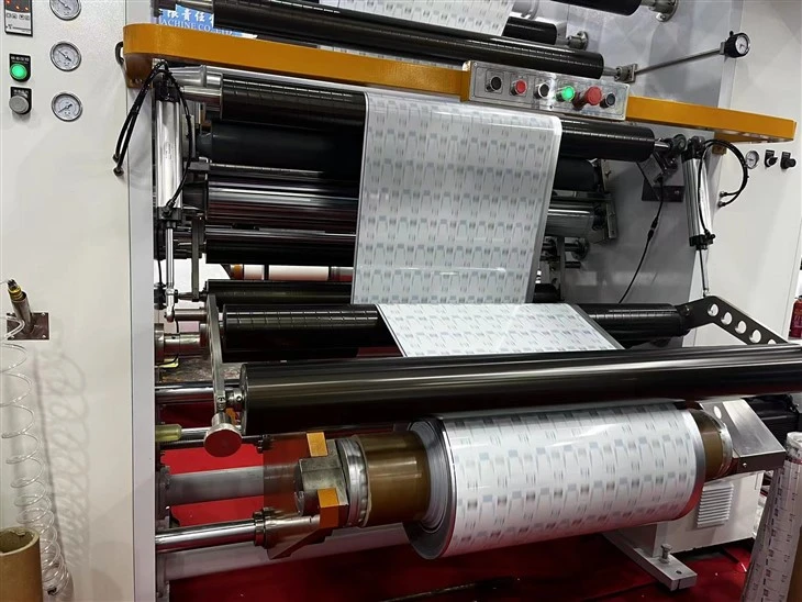 Solvent Less Laminating Machine Strip Window